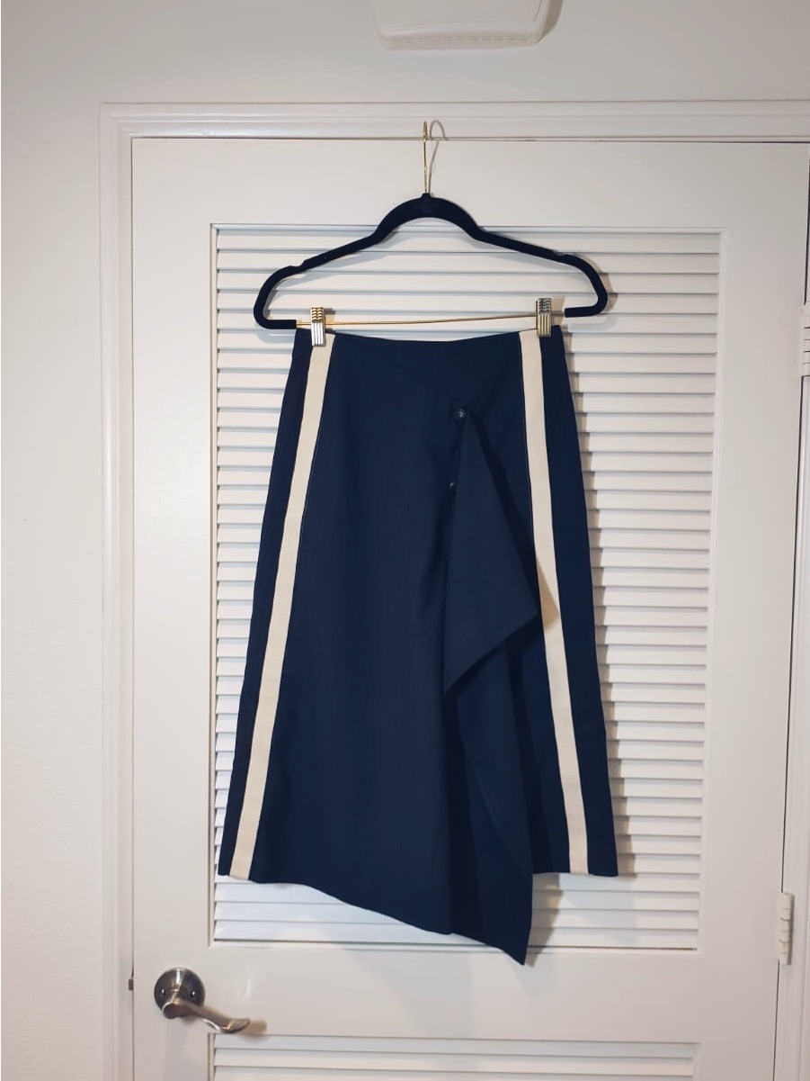[New]Maje Navy Blue Asymmetrical Midi Skirt With Cream Side Stripes